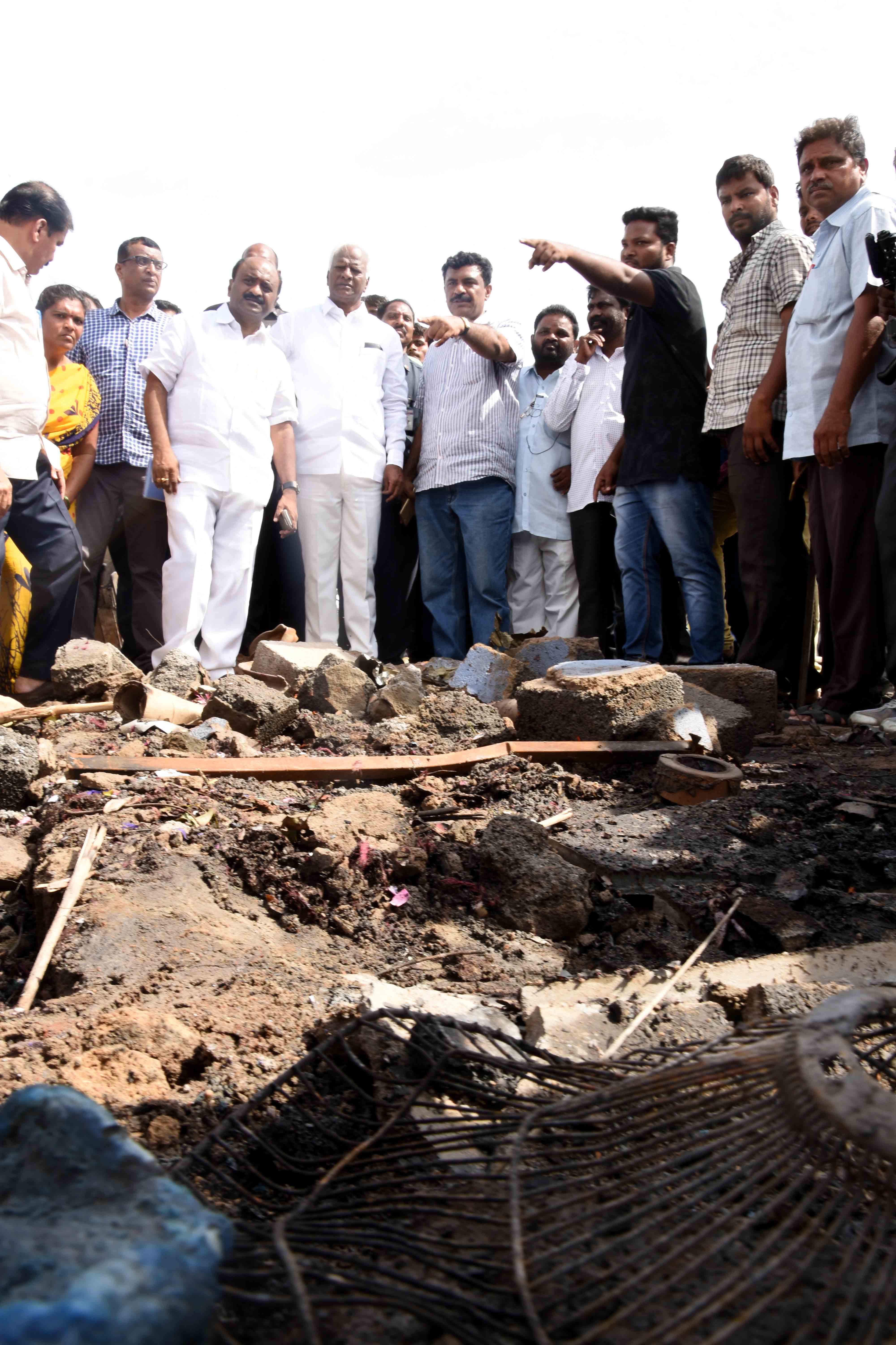 Hon’ble Dy.CM Kadiyam Srihari Visits Fireworks Factory Blast Area in in Warangal