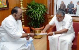 Telangana Minister Nayani Narsimhareddy handed over Rs. 25 Crores Cheque to Pinarayi Vijayan, C.M. of Kerala at Trivendrum