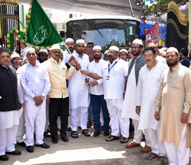 Telangana State Haj Committee 300 pilgrims belonging to Karnataka State left for Makkah