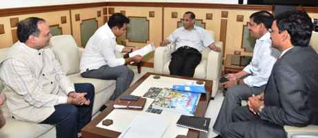 Minister IT, MA&UD Invited Governor E.S L. Narasimhan for Inauguration of LB Nagar-Ameerpet Metro Line