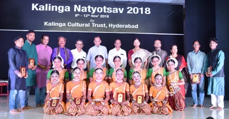 Governor E.S.L. Narasimhan participated in Annual Dance Festival Natyotsav 2018 organised by Kalinga Cultural Trust