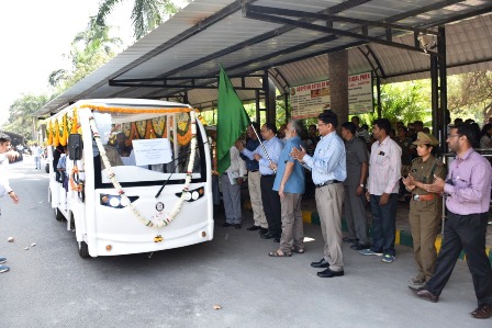 Telangana Chief Secretary Visits Nehru Zoological Park, Hyderabad