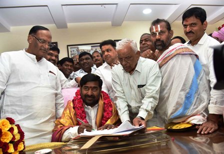 G.Jagadish Reddy, Hon'ble Minister for Education is Seen Assuming Charge