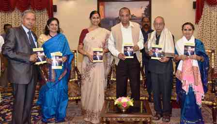 APVN Sarma a Role Model for Bureaucrats - Governor Narasimhan