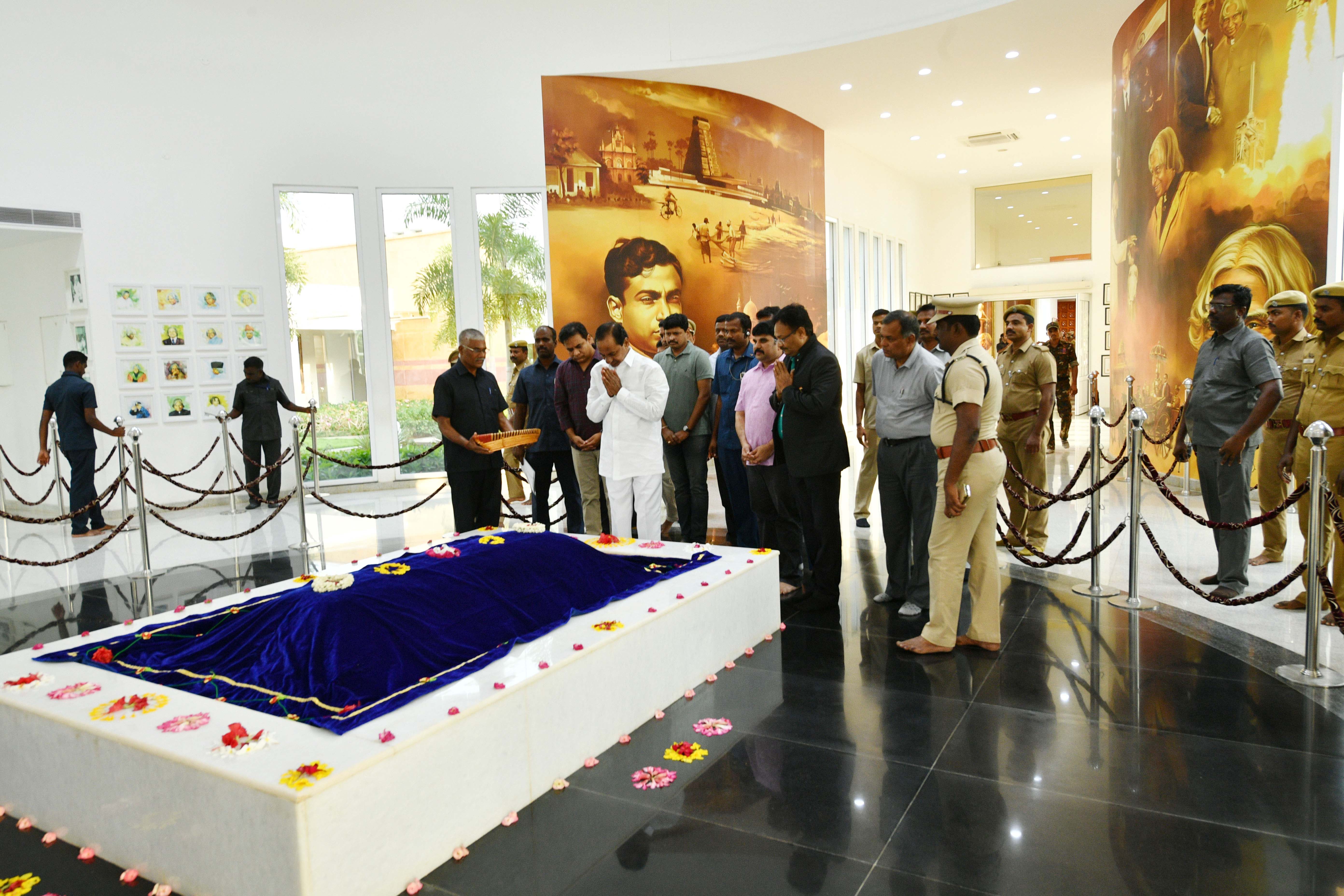 Photographs of CM KCR Paid Floral Tributes to Late A. P. J. Abdul Kalam