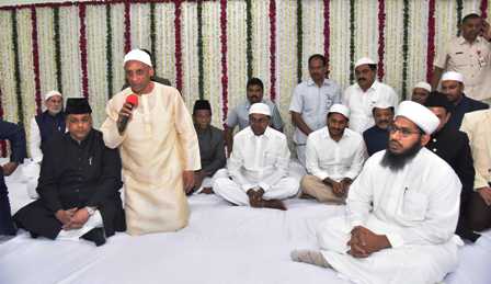 Governor Hosts Iftar Party