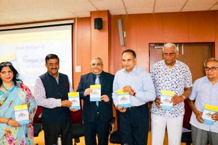 Senior Civil Servants Release the Book, “with Tongue in Cheek