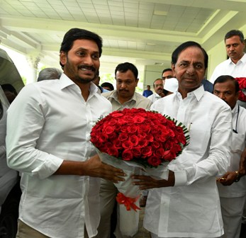 Telangana CM KCR, AP CM Jagan Meet in Hyderabad