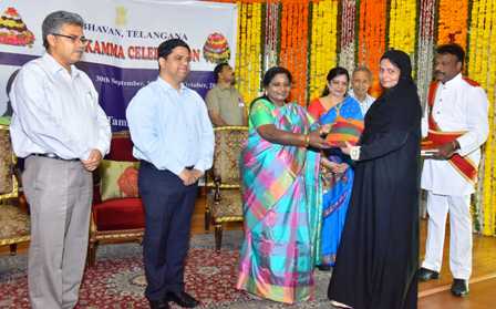 Hon’ble Governor, Dr. Tamilisai Soundararajan Distributed Sarees