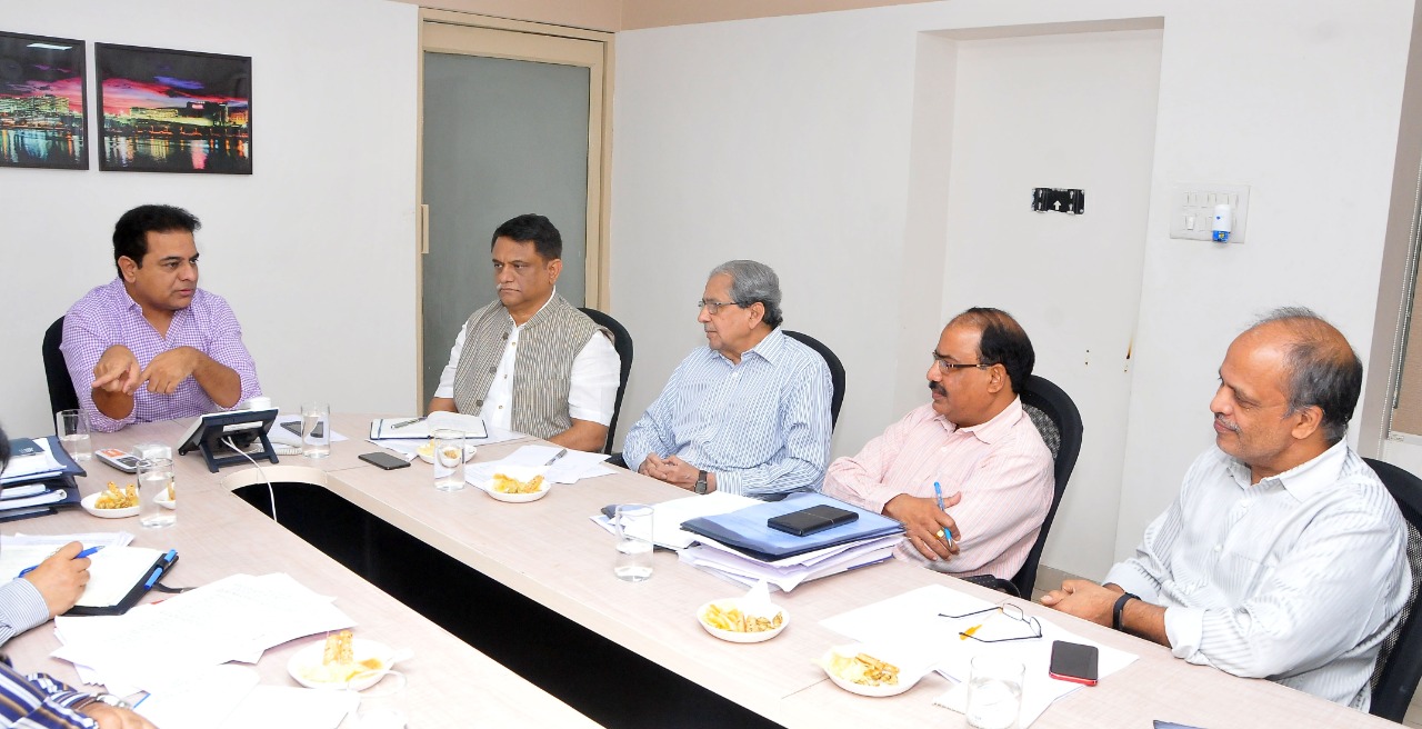 Hon’ble Minister for MA&UD Held Meeting on Town Planning