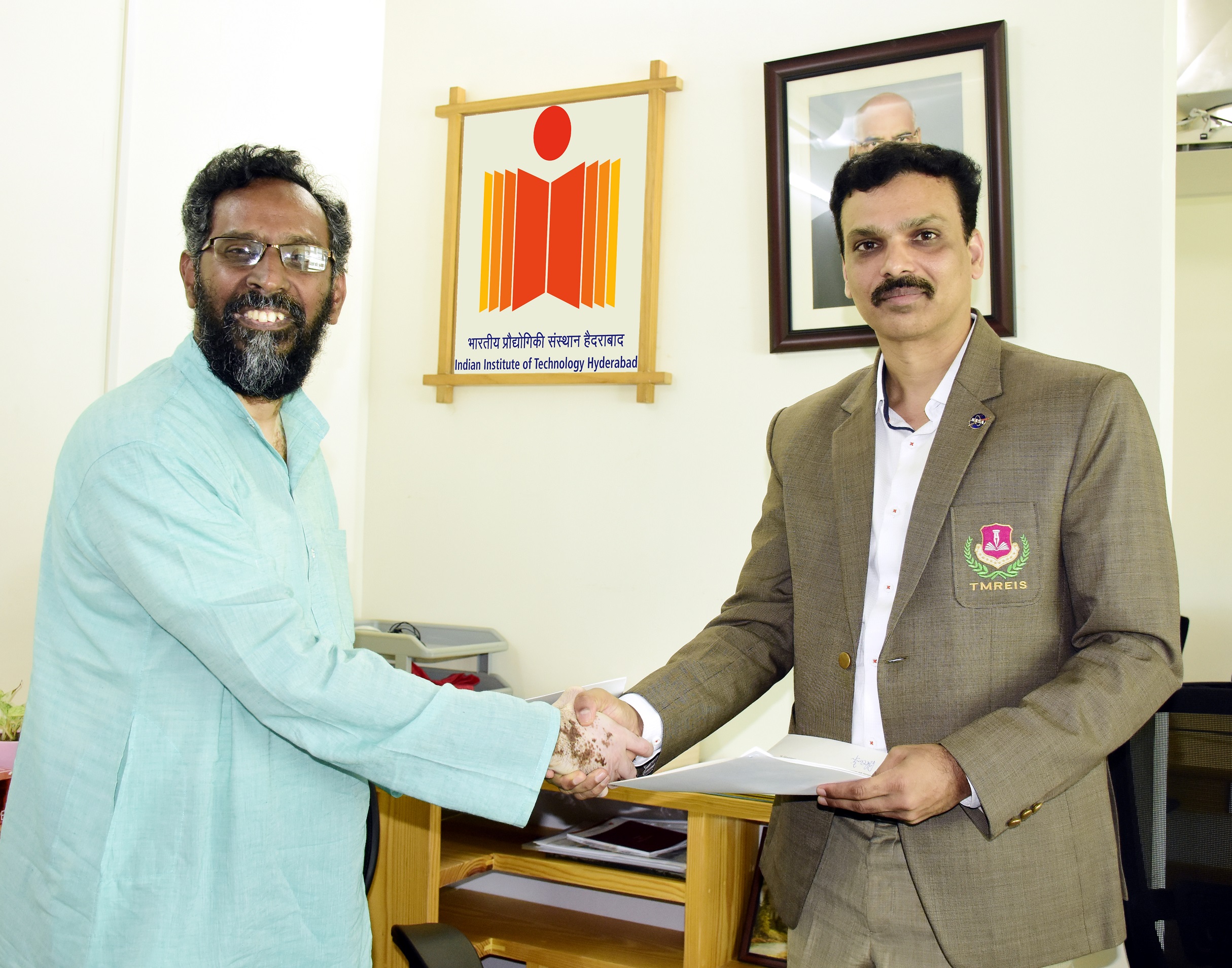 TMREIS Signed Memorandum of Understanding with Indian Institute of Technology-Hyderabad (IIT-H)