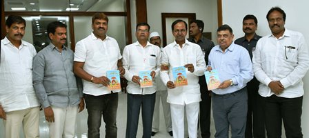 CM KCR Releases Book “Yudhakanda Mandara Makarandam”